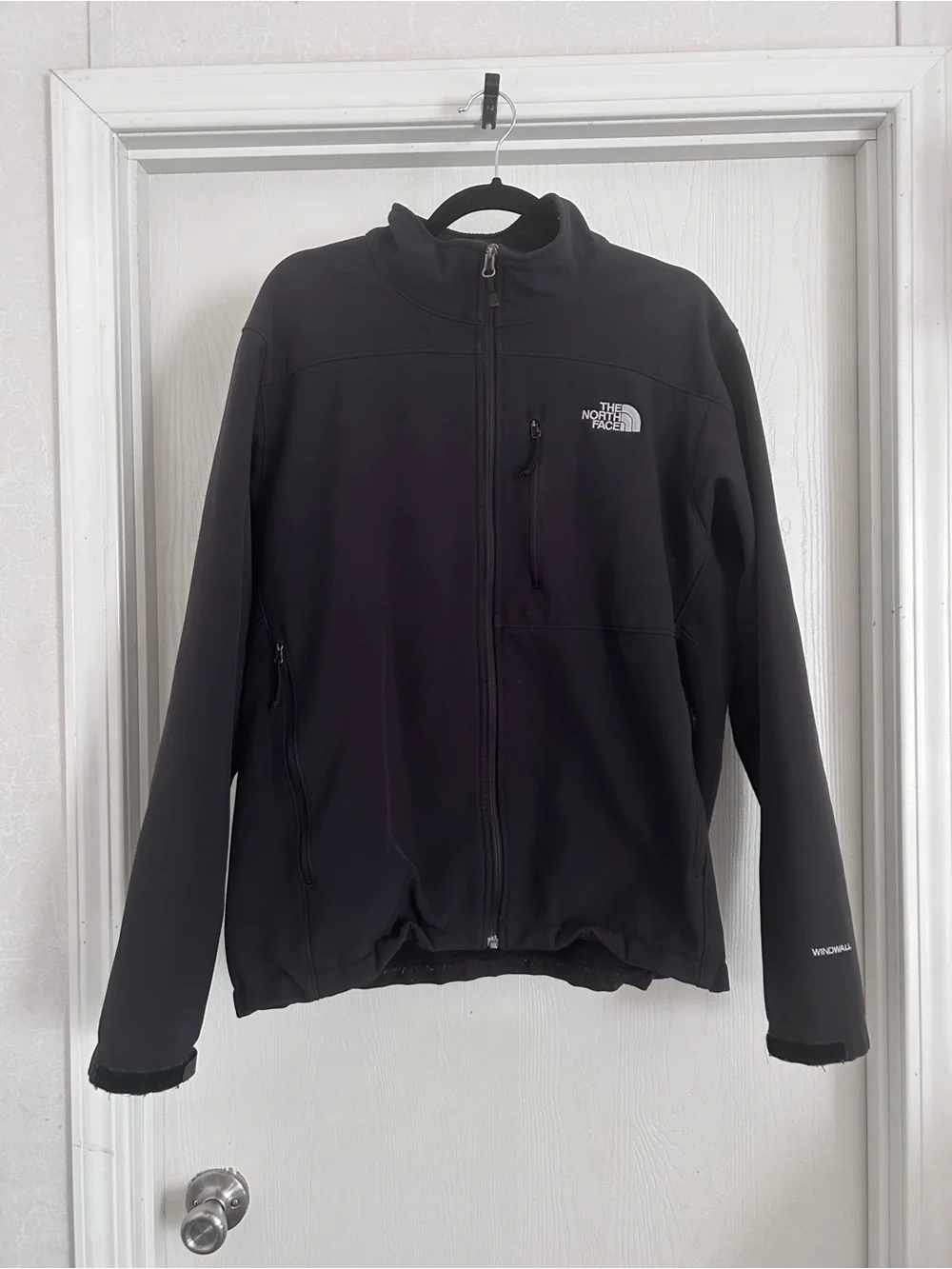 The North Face | Men’s Black Softshell Jacket | Size Large